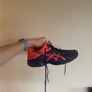 ASICS tennis shoes